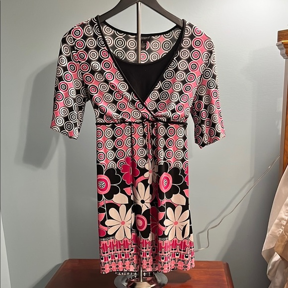 Bay Studio Tops - Bay Studio Pink and Black Flutter Sleeve Tunic